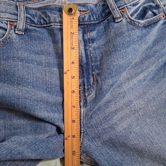 Old Navy Women’s Mid-Rise Boyfriend Jeans Size 10 Medium Wash NWT - Picture 6 of 8